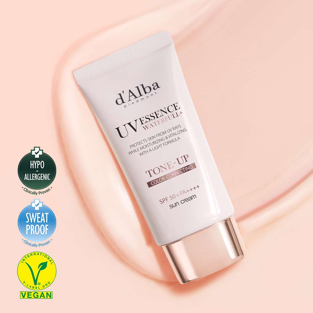d'Alba Waterfull Tone-Up Sun Cream SPF50+ PA++++ (50 ml)